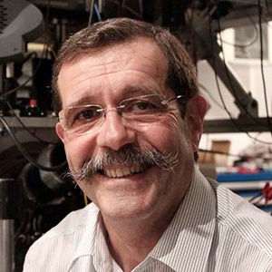 ASP00008-Alain-Aspect