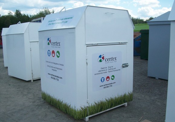 Cloche-Certex-récupération-de-vêtements-et-textiles